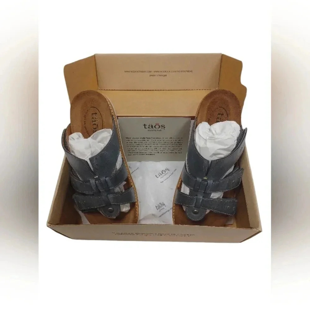 Taos NWT Gray Velcro Cork Sandals Size 6-6.5
